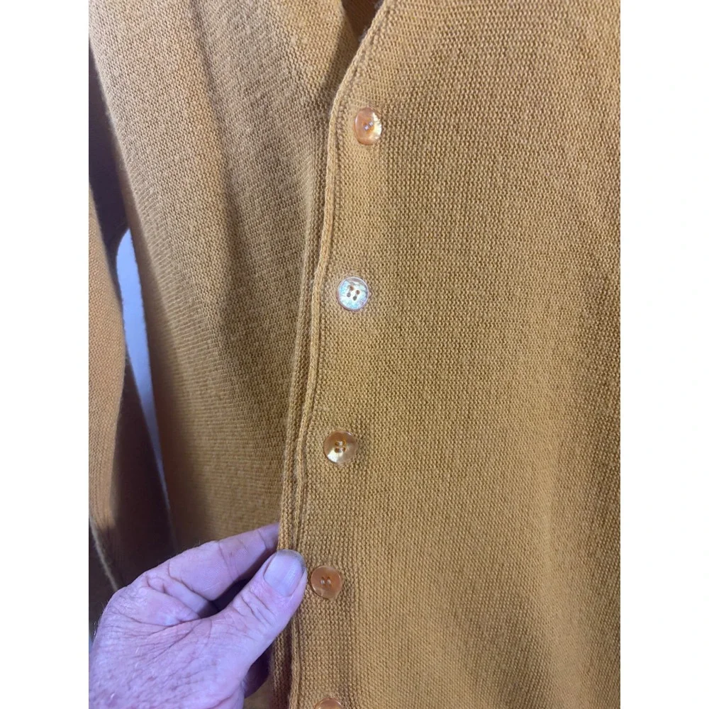 Sears Kings Road Cardigan Mens Medium Yellow Excellent Vintage Orlon V-Neck